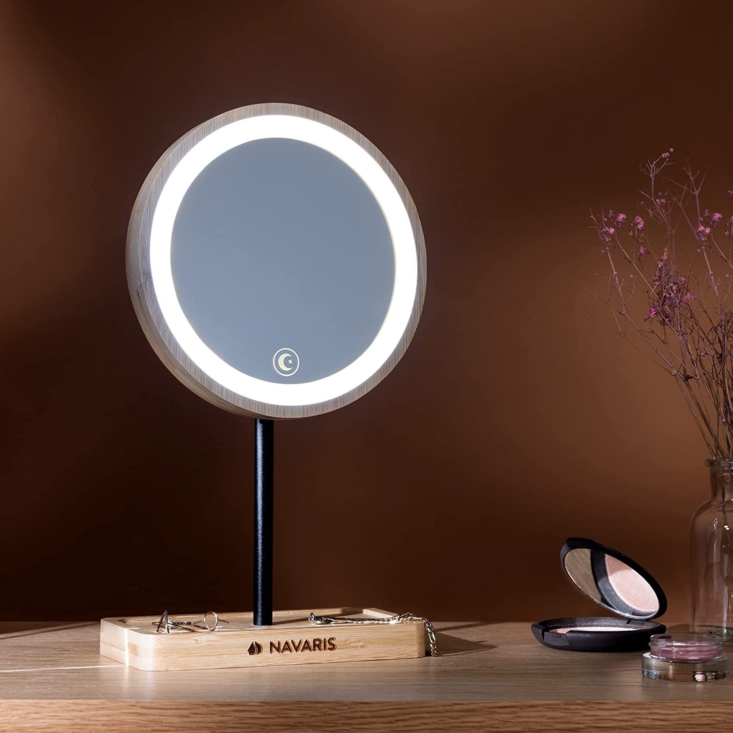 navaris-led-cosmetic-mirror-with-stand-kathreptis-makigiaz-apo-bamboo-me-fotismo-led-kai-vasi-gia-kosmimata-light-brown-7.jpg