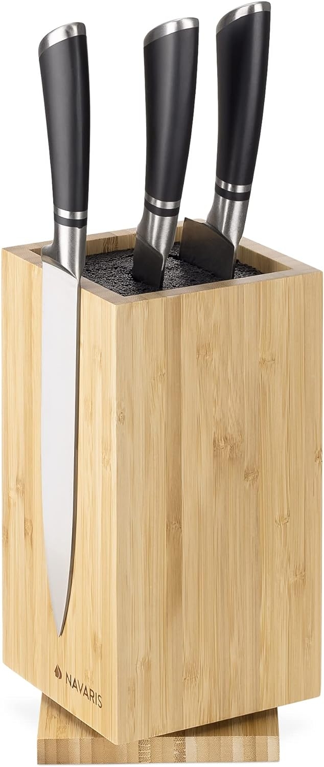 Navaris Rotating Magnetic Bamboo Kitchen Knife Block with Bristles - Περιστρεφόμενη Μαγνητική Βάση Αποθήκευσης Μαχαιριών από Μπαμπού - 25 x 12.5 cm - Brown