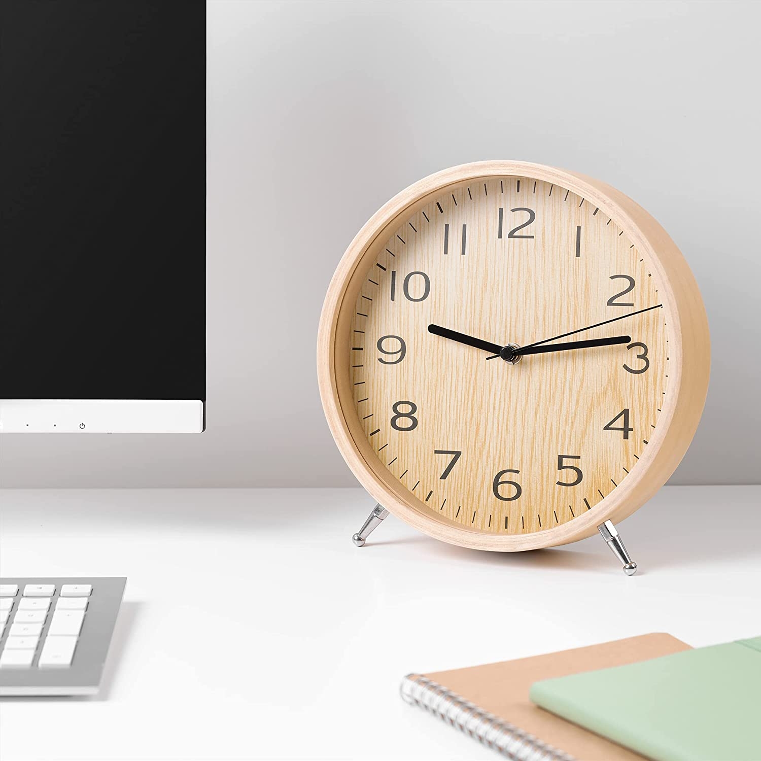 navaris-analogue-wooden-desk-clock-strogylo-epitrapezio-ksilino-analogiko-roloi-22-cm-ligh-brown-1.jpg