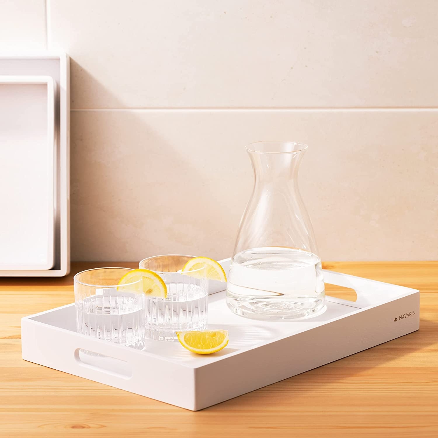 navaris-bamboo-serving-trays-set-me-3-diskous-servirismatos-apo-bamboo-me-laves-white-5.jpg