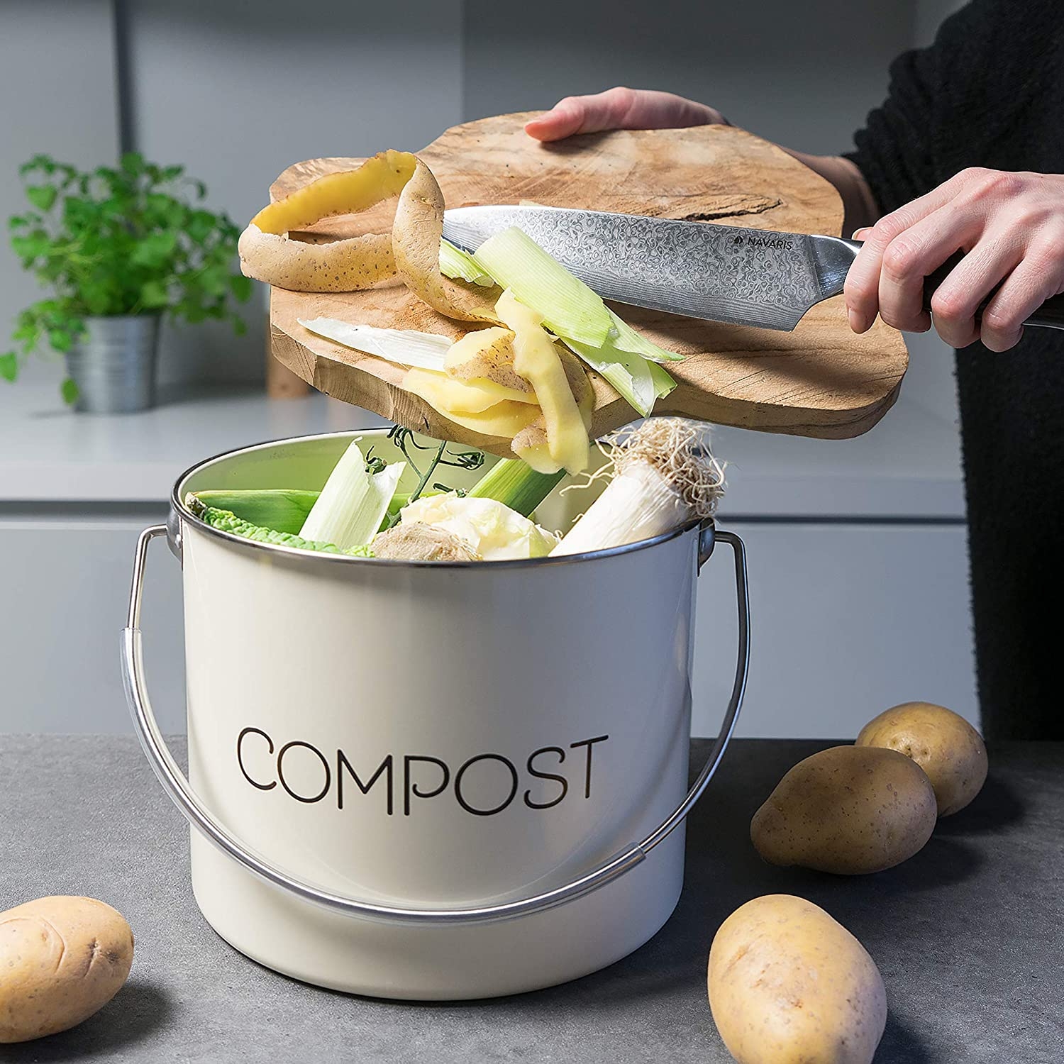 navaris-metal-compost-caddy-bin-kados-kombostopoiisis-gia-organika-aporrimata-5-l-cream-1.jpg