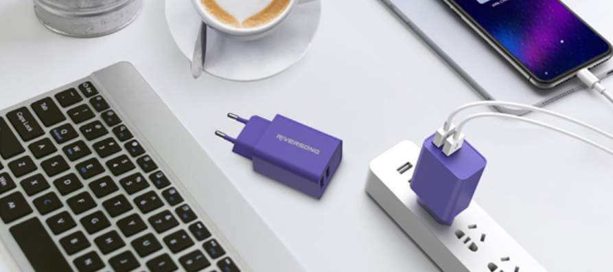 riversong-safekub-d2-dual-fortistis-taksidiou-antaptoras-me-2-x-usb-2-4-a-12-w-purple-2.png