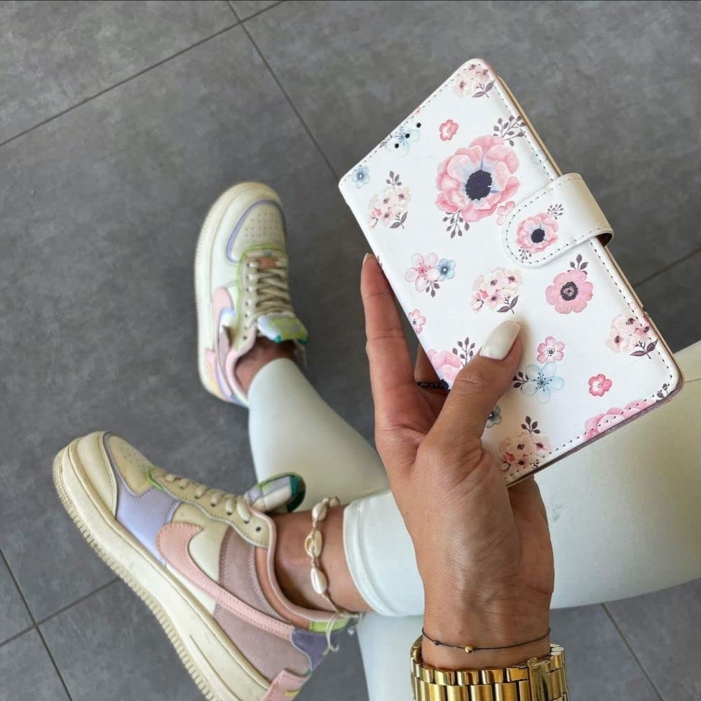 tech-protect-wallet-thiki-portofoli-samsung-galaxy-a-13-4g-bloom-white-2.jpg