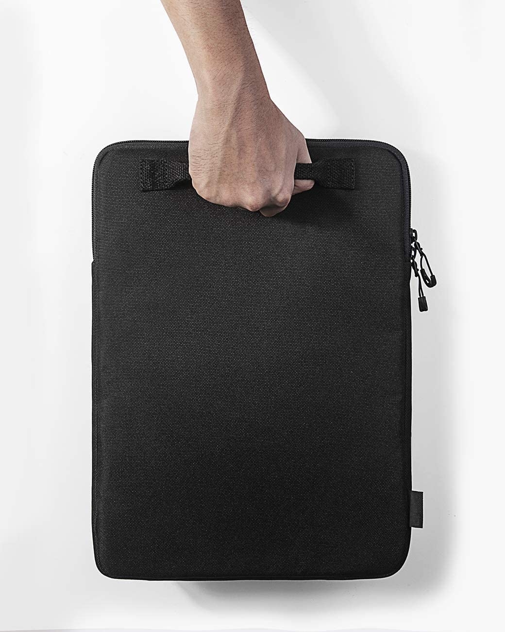 tomtoc-pocket-sleeve-tsanta-metaforas-premium-h13-gia-macbook-pro-14-black-7.jpg