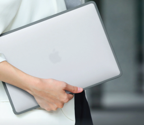 uniq-skliri-thiki-venture-macbook-pro-16-inches-2021-me-prostasia-pliktrologiou-kai-kalima-kameras-frost-grey-2.png