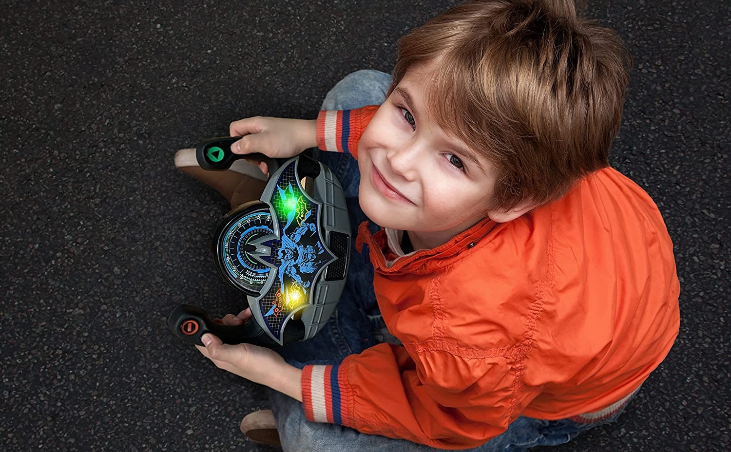 ekids-dc-comics-batman-batmobile-toy-steering-wheel-foutouristiko-timoni-batmobile-gia-paidia-me-donisi-kai-ensomatomena-sound-effects-7.jpg