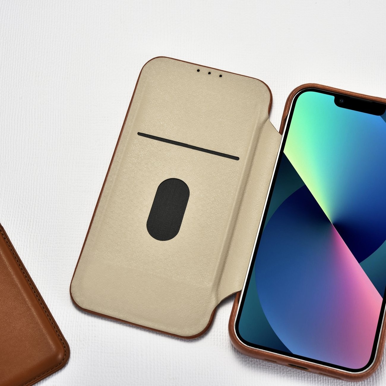 icarer-curved-edge-oil-wax-leather-folio-dermatini-magsafe-flip-thiki-portofoli-apple-iphone-14-plus-brown-22.jpg