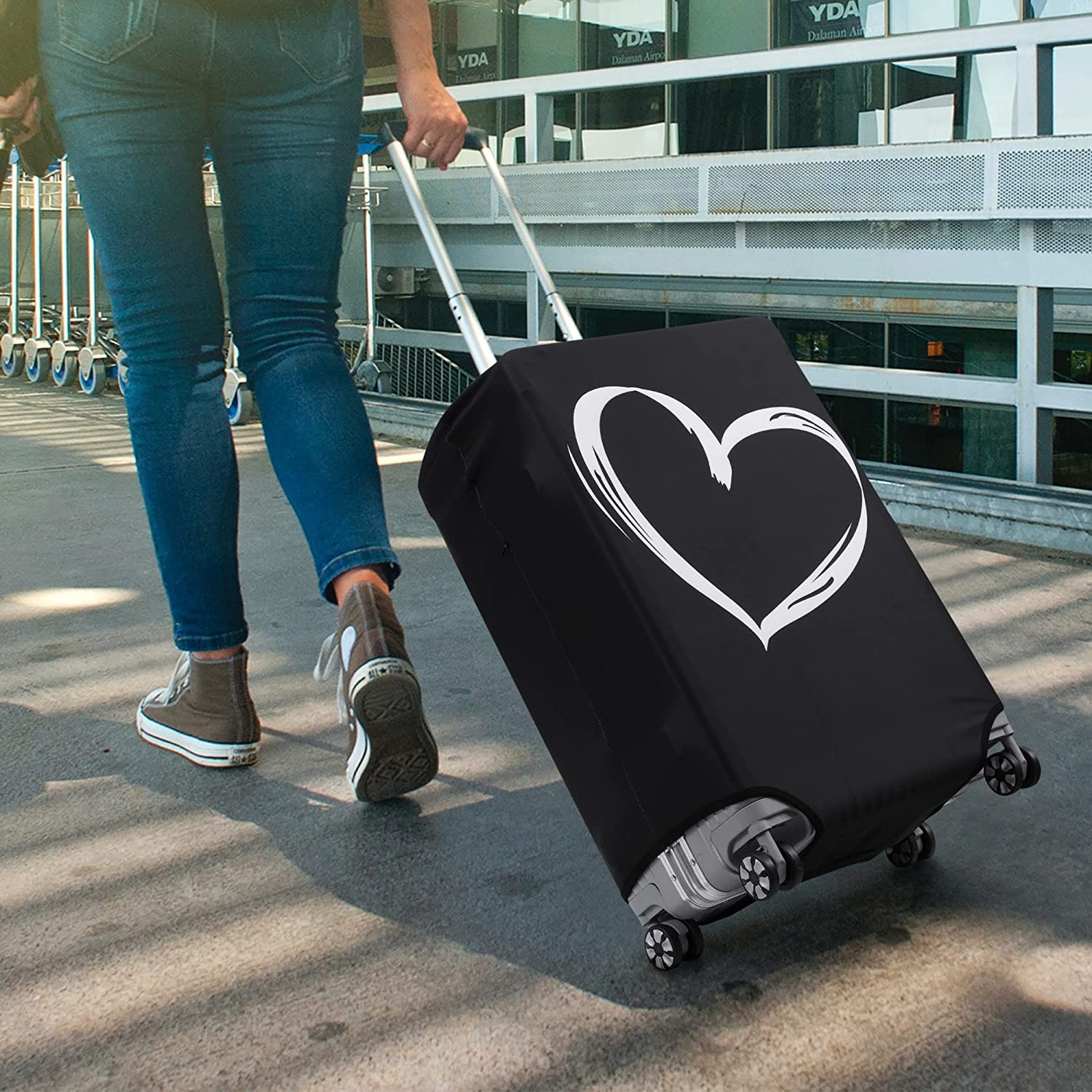 kw-suitcase-cover-elastiko-kalimma-balitsas-me-fermouar-apo-ifasma-spandex-likra-xl-29-32-inches-brushed-heart-black-white-2.jpg