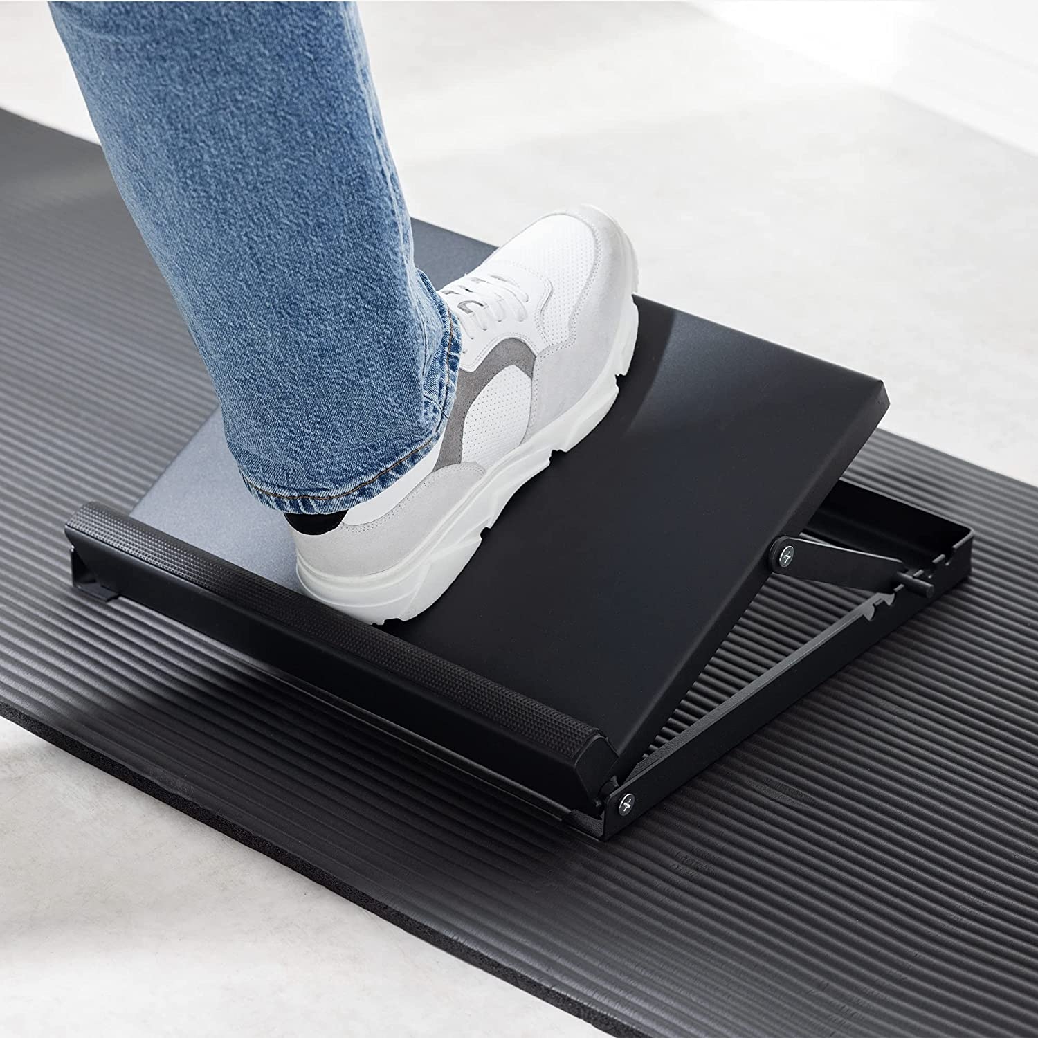 navaris-steel-sland-board-sanida-gia-ekgimnasi-kai-diataseis-gambas-ipopodio-apo-anoksidoto-astsali-me-rythmizomeni-klisi-43-x-35-5-x-6-5-cm-black-2.jpg