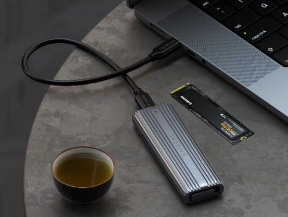 satechi-antaptoras-type-c-ssd-enclosure-me-1-x-thiki-gia-ssd-m-2-nvme-sata-eksoteriko-skliro-disko-10-gbps-8.png