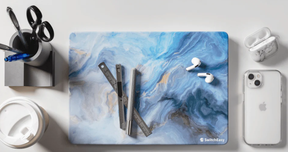 switch-easy-marble-skliri-thiki-apple-macbook-pro-13-inches-2022-2016-marine-blue-3.png