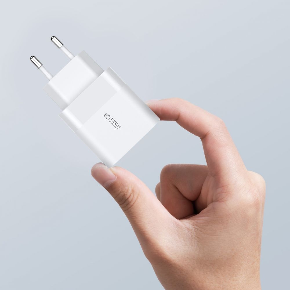 tech-protect-c30w-taxifortistis-taksidiou-antaptoras-me-1-x-usb-a-1-x-type-c-30-w-white-4.jpg
