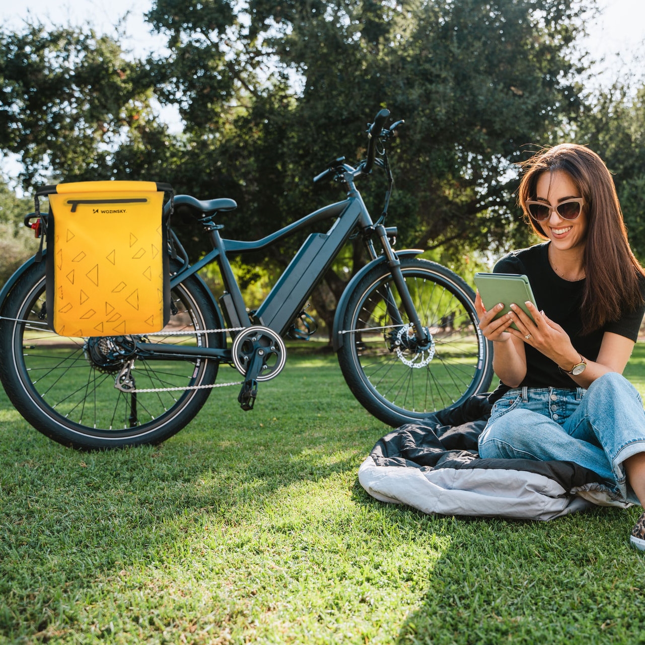 wozinsky-bicycle-backpack-2-in-1-sakidio-platis-tsanta-sxaras-podilatou-me-anaklastires-fotos-23-litre-yellow-4.jpg