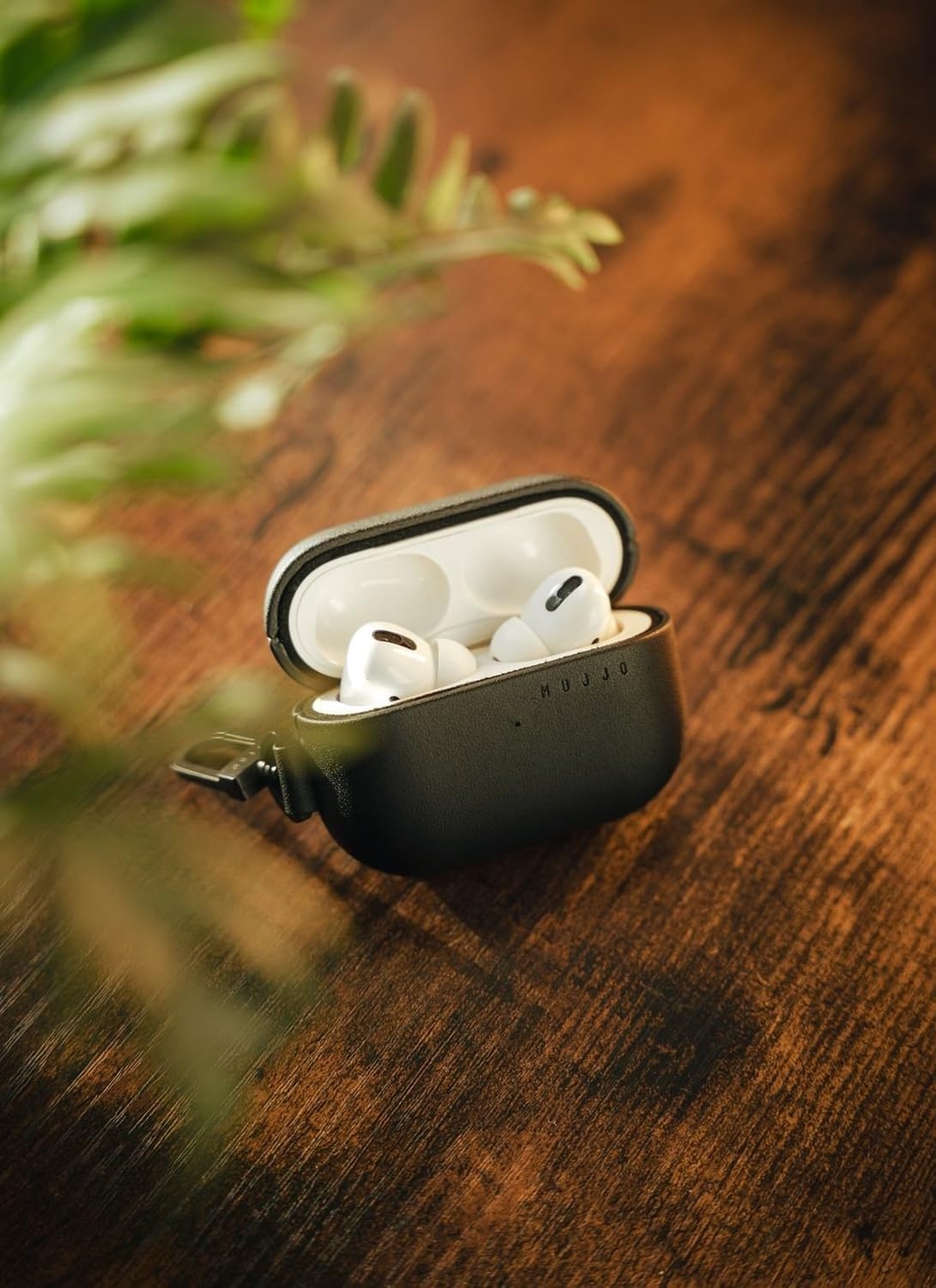 mujjo-echelon-premium-skliri-thiki-apple-airpods-pro-2nd-gen-apo-fytiko-ecco-derma-black-4.jpg