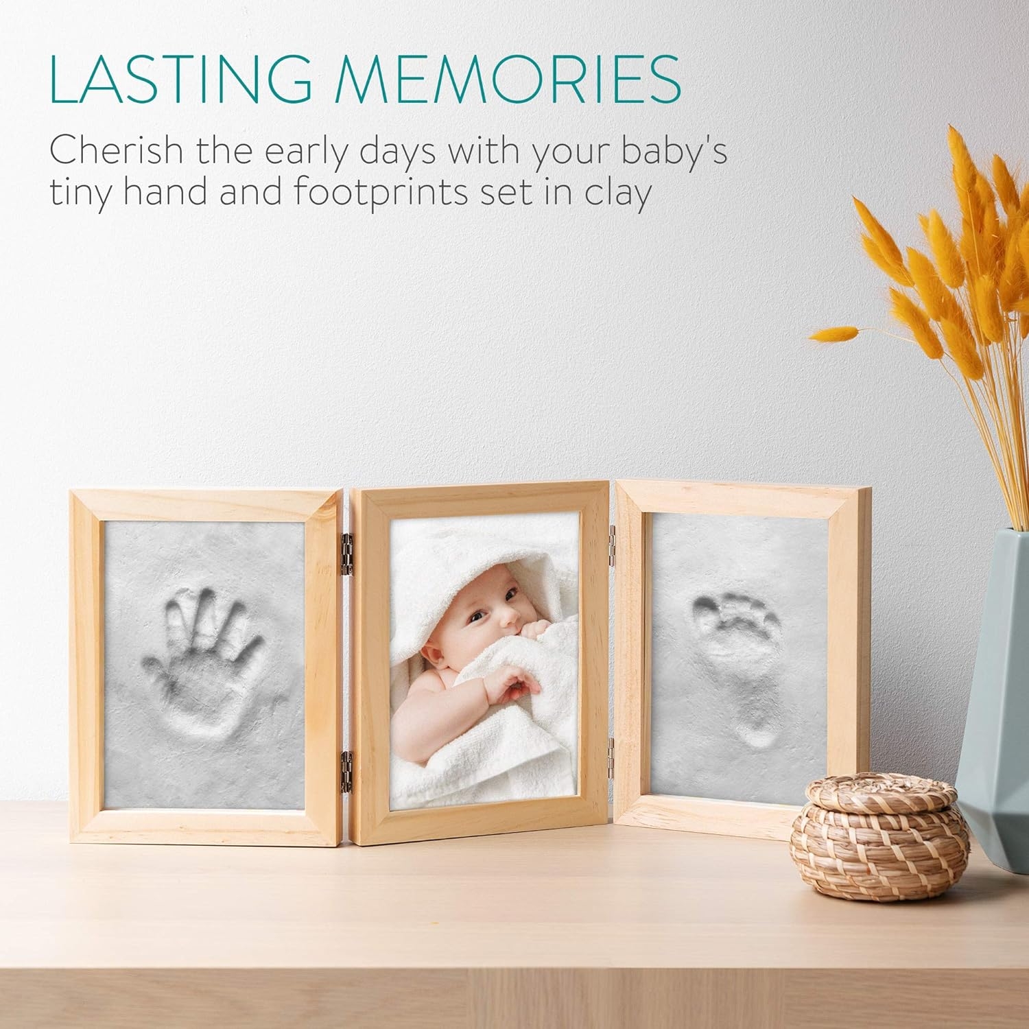 navaris-baby-picture-frame-with-plaster-cast-kornizes-apo-ksilo-pefkou-me-set-3d-apotiposis-podiou-kai-xeriou-apo-pilo-gia-vrefi-beige-1.jpg