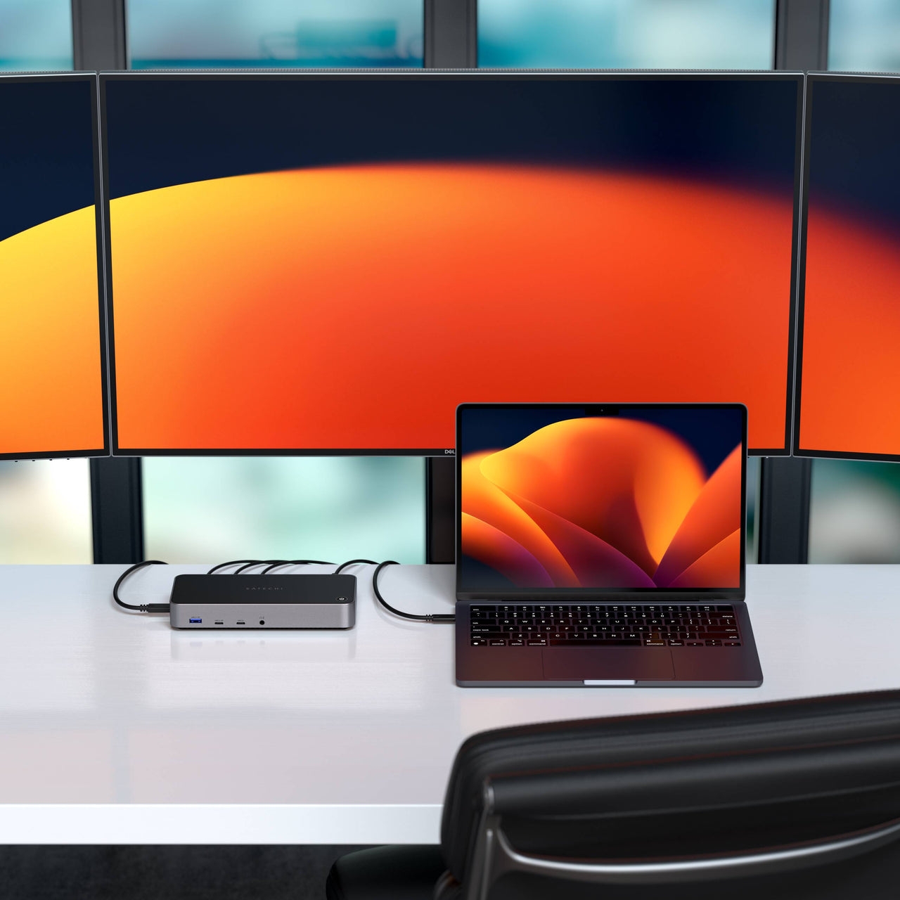 satechi-triple-4k-display-docking-station-me-thires-3-usb-a-2-type-c-2-display-port-3-hdmi-1-ethernet-1-3-5-mm-jack-1-kensington-lock-1-dc.jpg