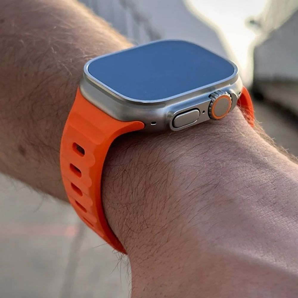 tech-protect-iconband-line-louraki-silikonis-apple-watch-ultra-se-8-7-6-5-4-49-45-44-mm-orange4.jpg