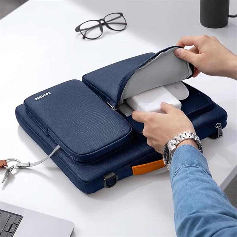 tomtoc-defender-a42-laptop-shoulder-bag-thiki-tsanta-metaforas-laptop-15-inches-navy-blue-4.jpg