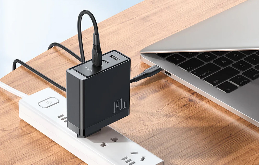 mcdodo-140-w-gan-5-pro-fast-charger-ch2911-taxifortistis-taksidiou-antaptoras-me-1-x-usb-a-2-x-type-c-140-w-black-1.jpg