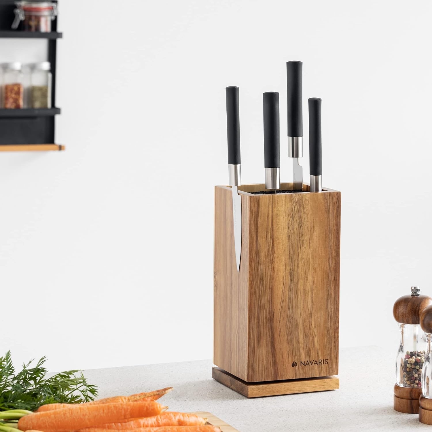navaris-rotating-magnetic-kitchen-knife-block-with-bristles-peristrefomeni-magnitiki-ksilini-vasi-apothikefsis-maxairion-apo-ksilo-akakias-25-12-5-cm-brown-1.jpg
