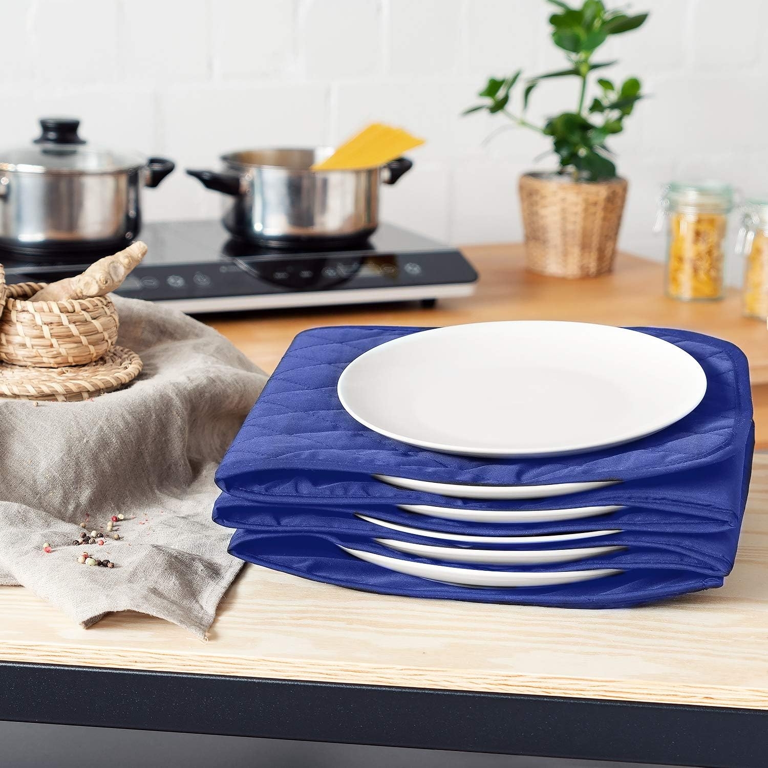 navaris-xxl-electric-plate-warmer-hlektriki-thermofora-gia-piata-blue-5.jpg