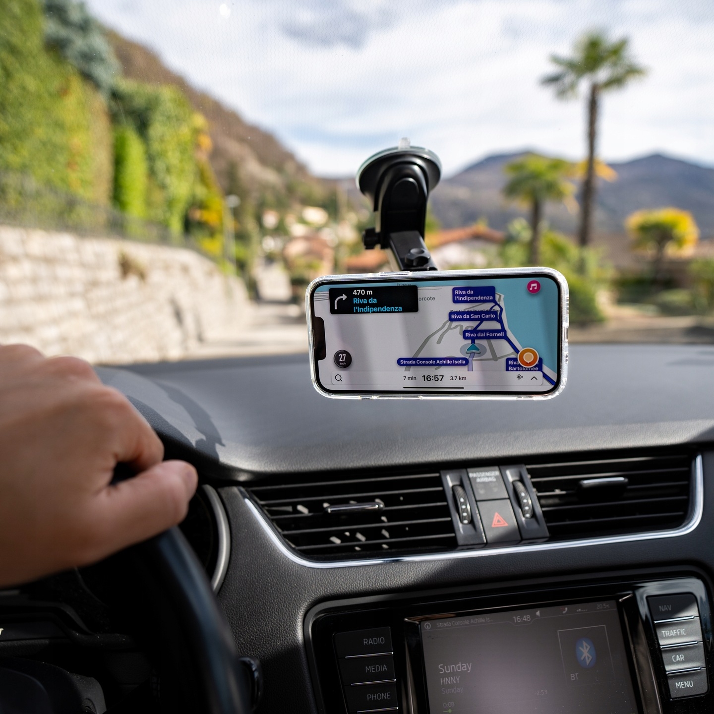 spacecase-sc10-dashboard-and-windshield-magnetic-car-holder-universal-magnitiki-vasi-kiniton-me-vendouza-kai-rythimzomeno-vraxiona-gia-tablo-parbriz-aftokinitou-black-16.jpg