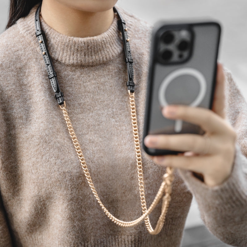 switcheasy-mageasy-leather-chain-strap-modern-and-strap-card-metalliko-apospomeno-louraki-laimou-gia-thikes-kiniton-iphone-black-matte-gold-7.jpg