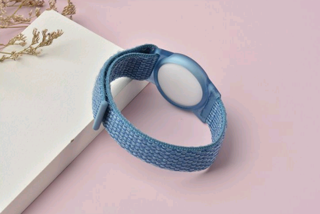 tech-protect-nylon-for-kids-louraki-thiki-karpou-apple-airtag-gia-paidia-blue.png