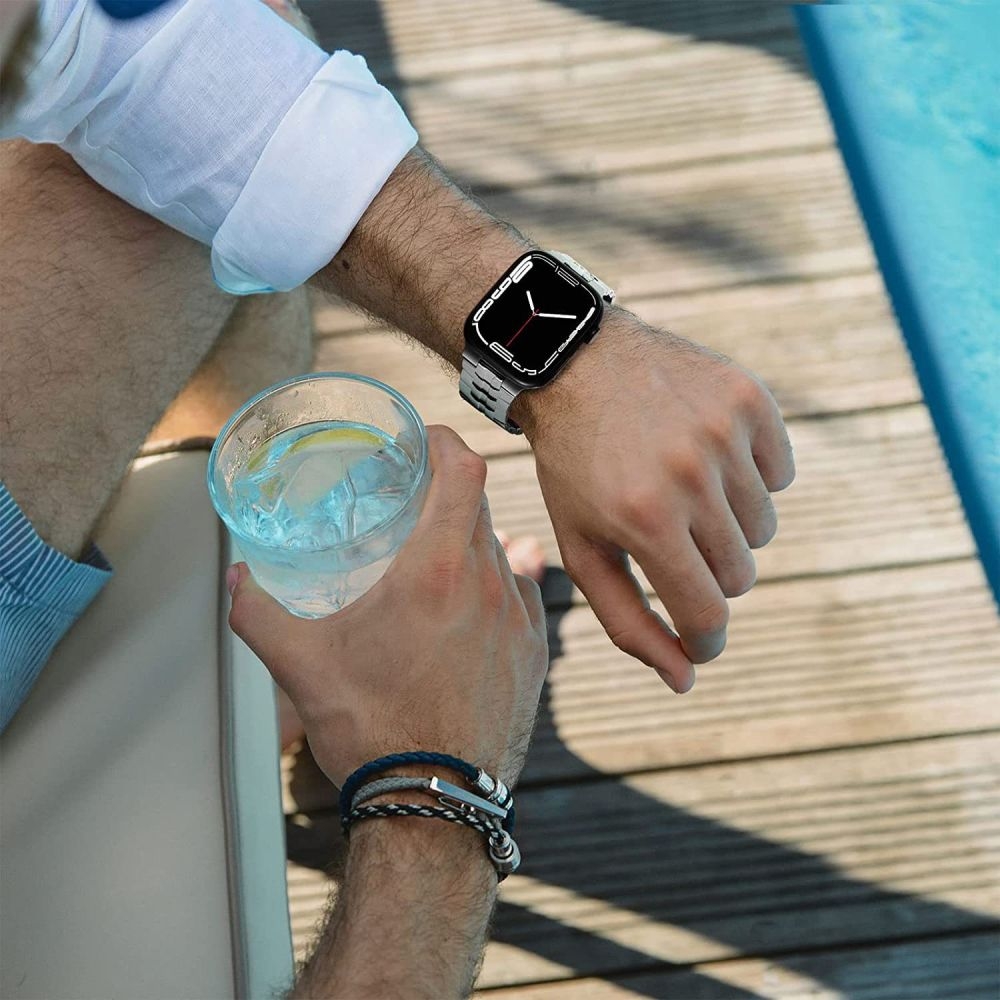 tech-protect-stainless-line-metalliko-louraki-apo-anoksidoto-atsali-apple-watch-ultra-2-ultra-1-se-9-8-7-6-5-4-49-45-44-mm-titanium-3.jpg