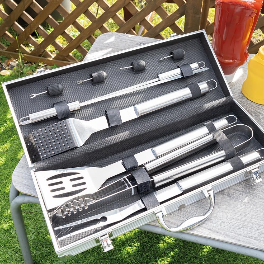 the-source-ingenious-bbq-tool-set-set-me-10-ergaleia-bbq-barbeque-apo-anokseidoto-atsali-se-thiki-metaforas-apo-alouminio-5.jpg