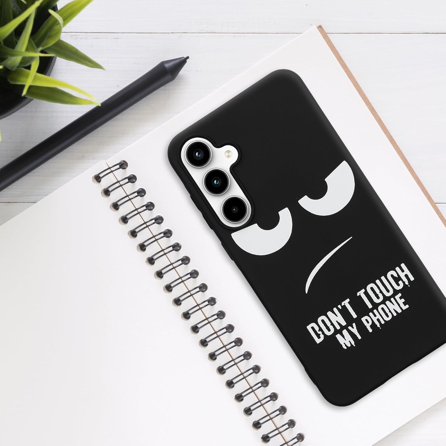 thiki-samsung-galaxy-a55-kw-mobile-tpu-case-silikonis-dont-touch-my-phone-white-black-1.jpg