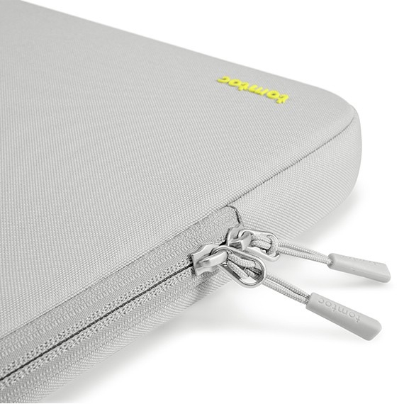 tomtoc-recycled-sleeve-set-thiki-versatile-a13-gia-macbook-pro-16-inches-kai-accessory-pouch-thiki-gia-aksesouar-gray.jpg