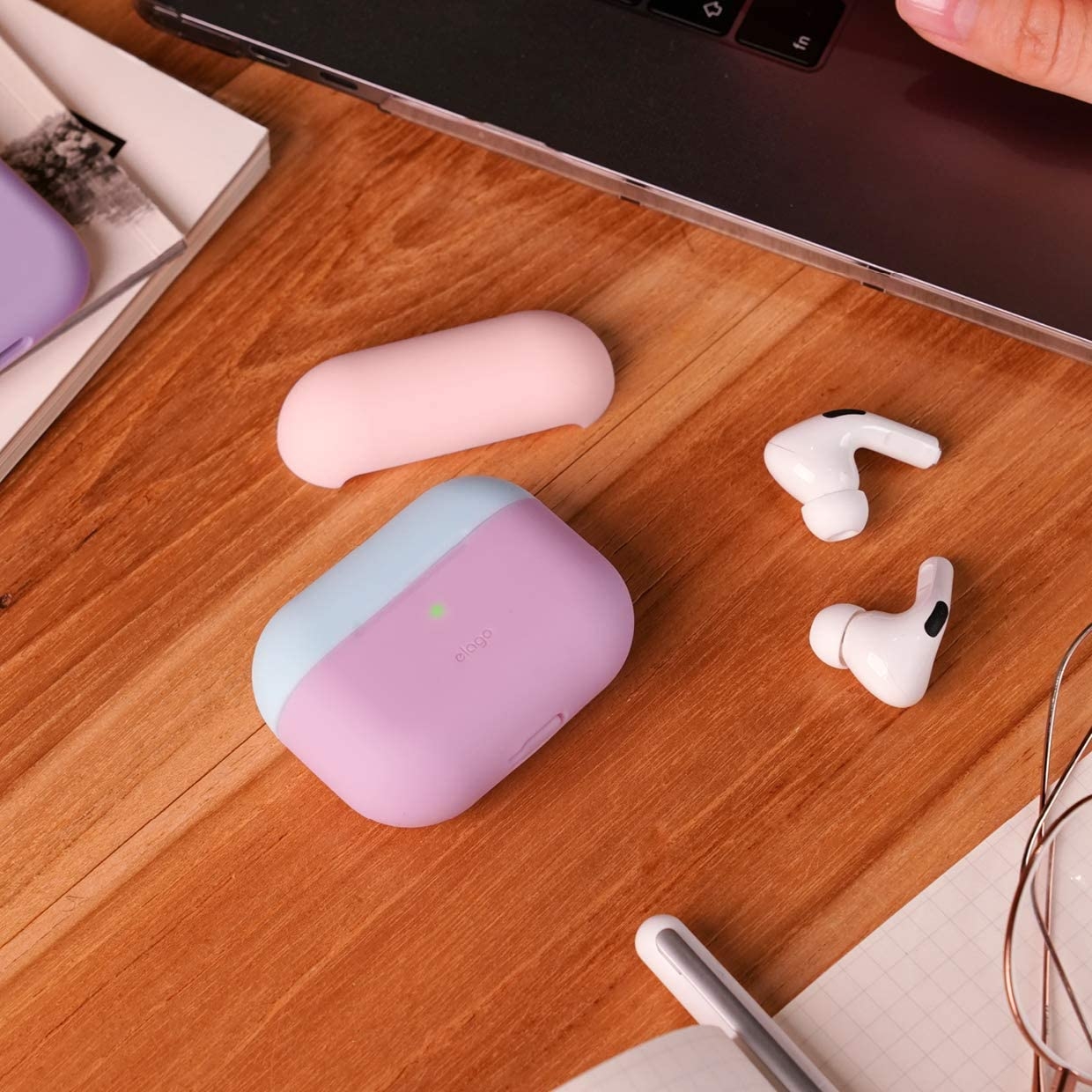 elago-airpods-pro-duo-case-thiki-me-diplo-kapaki-airpods-pro-lavanda-pink-blue-2.jpg