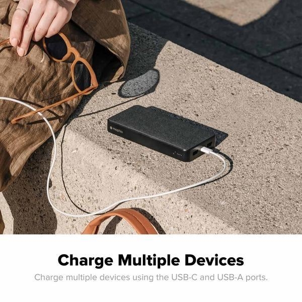 mophie-powerbank-black6.jpg